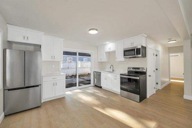 101 Ruth Avenue, Manchester, NH 03109