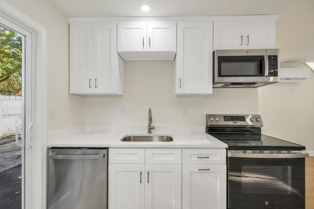 101 Ruth Avenue, Manchester, NH 03109