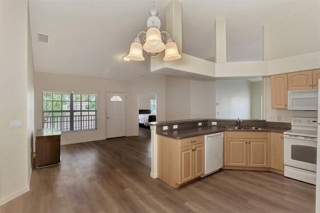 400 MIRABELLA CIRCLE 201, Venice, FL 34292