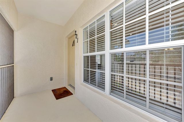 400 MIRABELLA CIRCLE 201, Venice, FL 34292