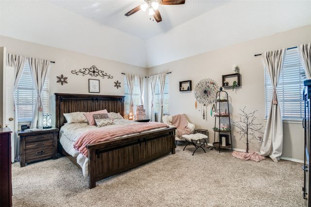 7517 Silverthorn Drive, Rowlett, TX 75089