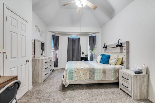 7517 Silverthorn Drive, Rowlett, TX 75089