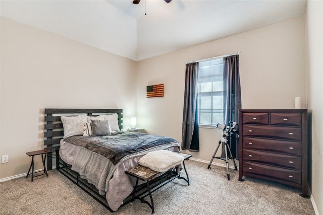 7517 Silverthorn Drive, Rowlett, TX 75089