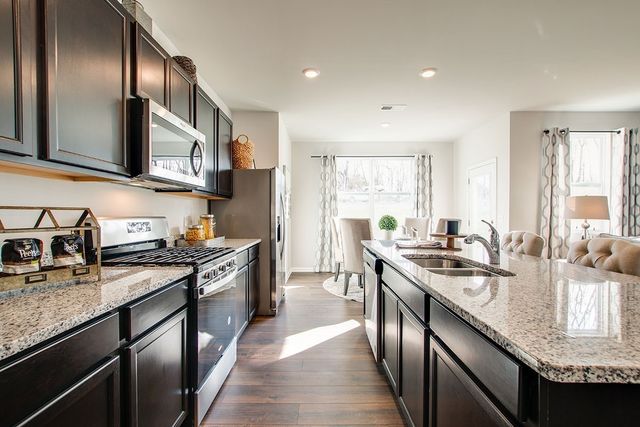 1160 Woodbridge Blvd, Lebanon, TN 37090