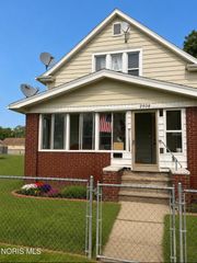 2508 Locust Street, Toledo, OH 43608