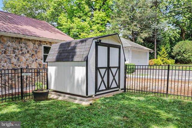 1407 ELM ST, Lebanon, PA 17042