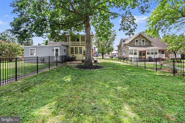 1407 ELM ST, Lebanon, PA 17042