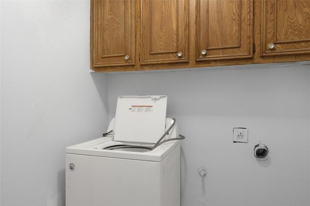 6930 Thornwood Drive, Dallas, TX 75227