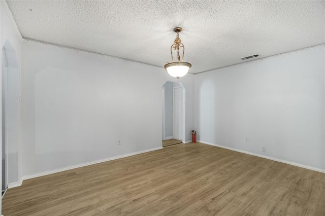 6930 Thornwood Drive, Dallas, TX 75227