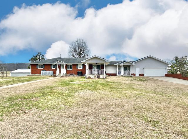 602 Govers Lane, Ferguson, KY 42533