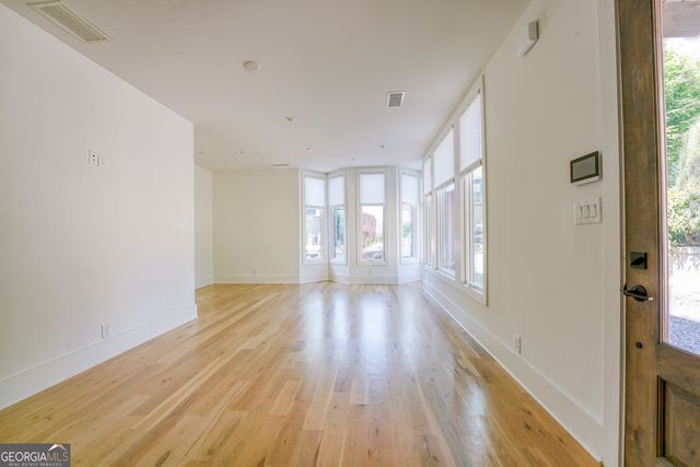 290 2nd Street, Fayetteville, GA 30214