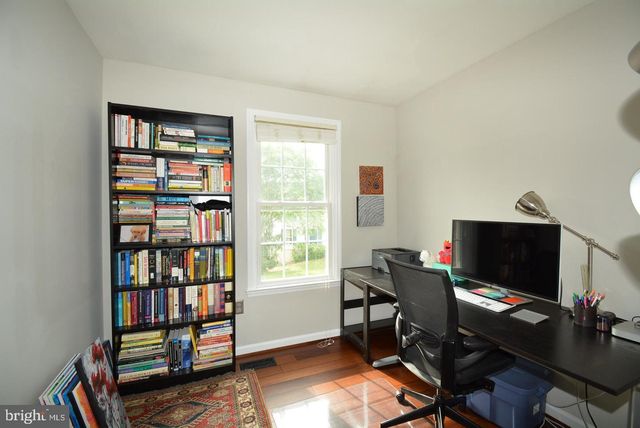 6153 SUMMER PARK LN, Alexandria, VA 22315