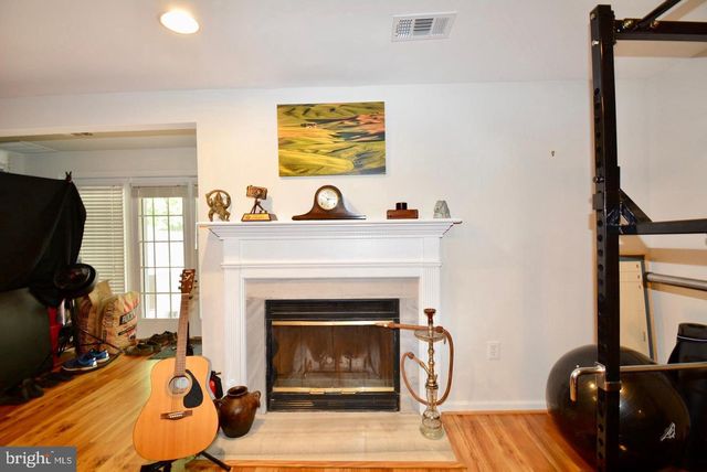 6153 SUMMER PARK LN, Alexandria, VA 22315
