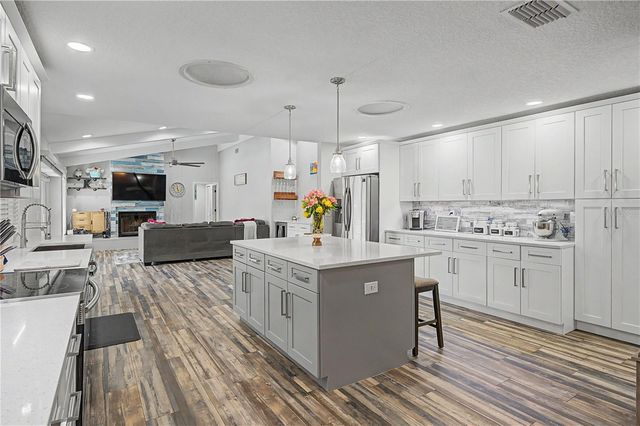 2717 REDFORD COURT E, Clearwater, FL 33761