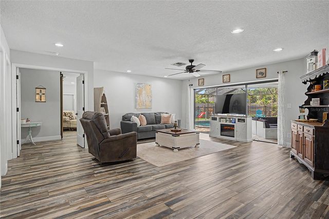 2717 REDFORD COURT E, Clearwater, FL 33761