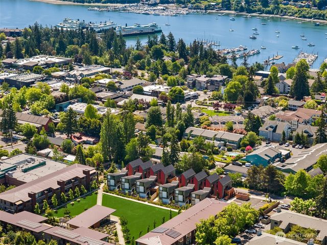 204 Shepard Way NW, Bainbridge Island, WA 98110