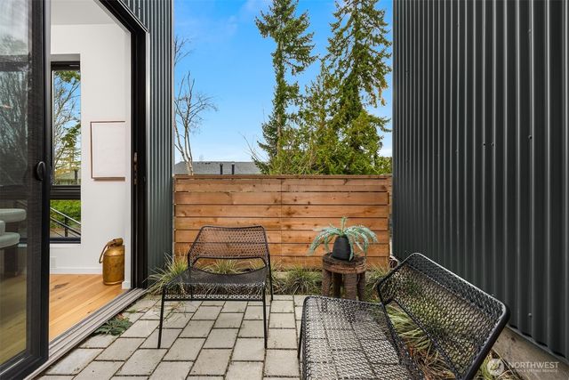 204 Shepard Way NW, Bainbridge Island, WA 98110