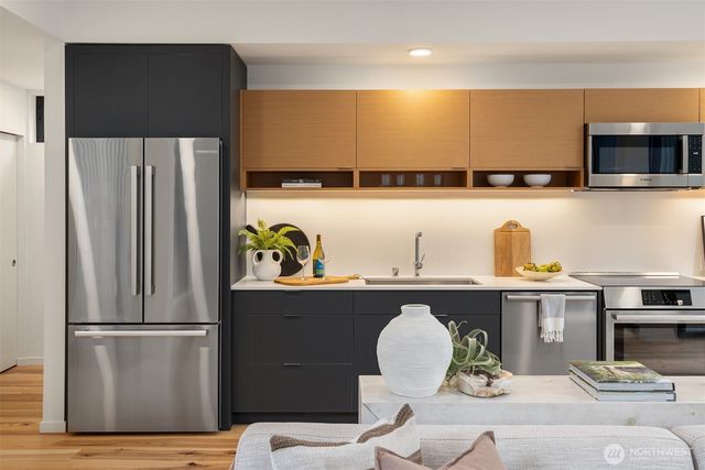 204 Shepard Way NW, Bainbridge Island, WA 98110