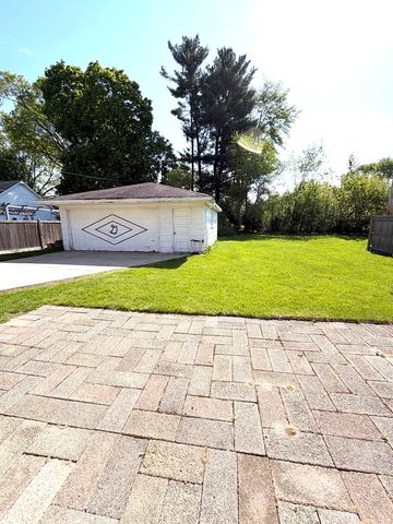 317 S Louis Street, Mount Prospect, IL 60056
