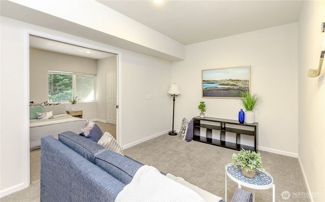 13617 SE 197th Place, Renton, WA 98058