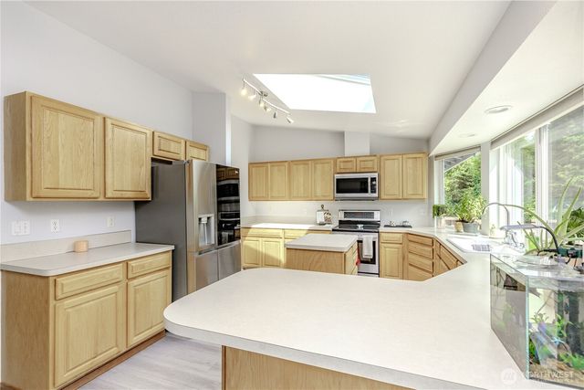 13617 SE 197th Place, Renton, WA 98058