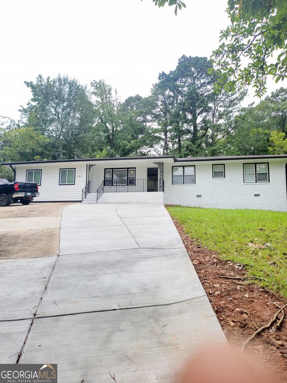 137 HILLCREST Drive, Austell, GA 30168