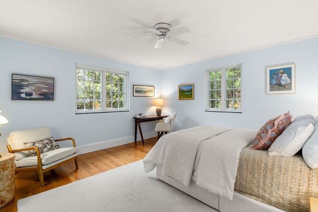 16 Alberta Rd, Brookline, MA 02467