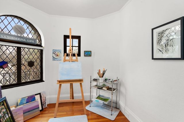 16 Alberta Rd, Brookline, MA 02467