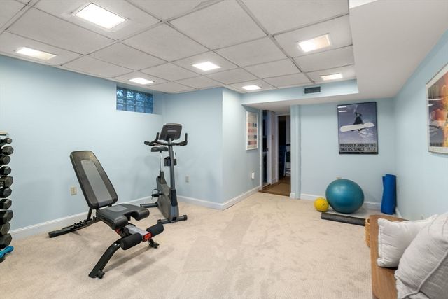 16 Alberta Rd, Brookline, MA 02467