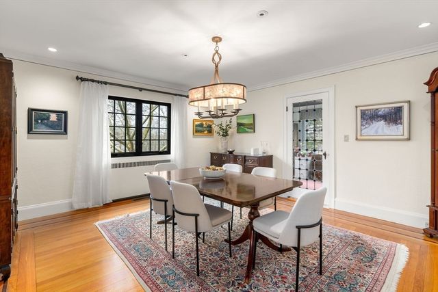 16 Alberta Rd, Brookline, MA 02467