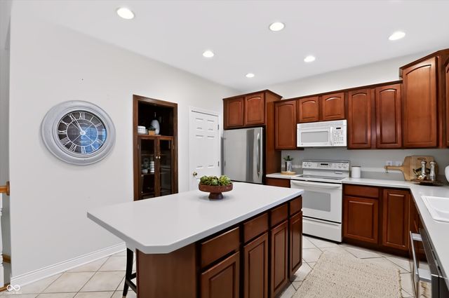 5245 Cheyenne Moon, Carmel, IN 46033