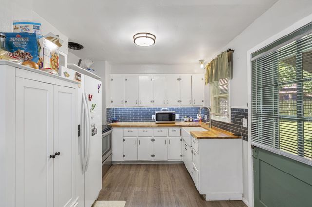 1547 S Kickapoo Avenue, Springfield, MO 65804