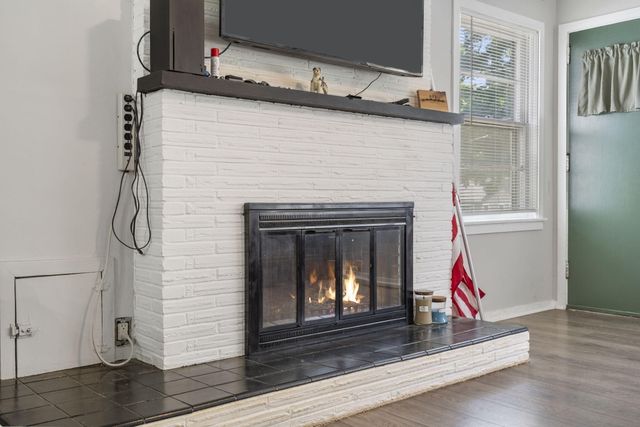 1547 S Kickapoo Avenue, Springfield, MO 65804