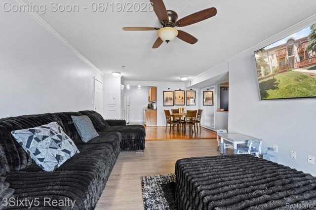 1756 Fort Street, Trenton, MI 48183
