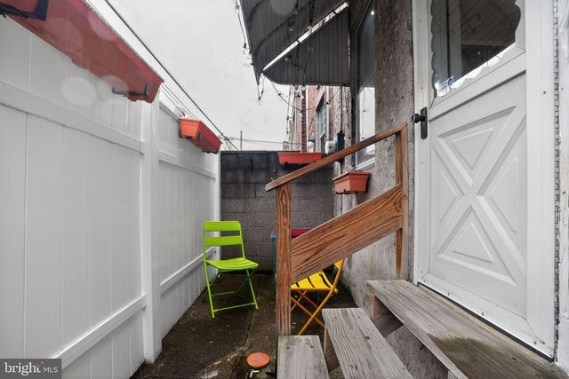 2225 S BEECHWOOD ST, Philadelphia, PA 19145