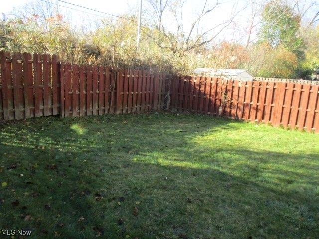 16312 Sunny Glenn Avenue, Cleveland, OH 44128