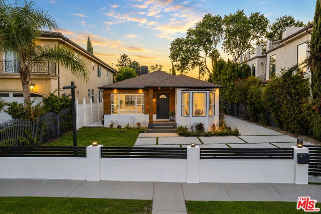 5143 Newcastle Avenue, Encino (los Angeles), CA 91316