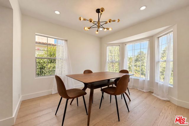 5143 Newcastle Avenue, Encino (los Angeles), CA 91316