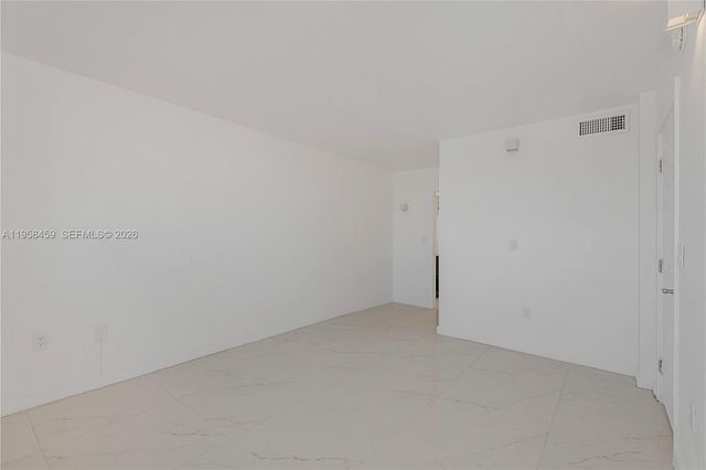 2851 Leonard Drive J405, Aventura, FL 33160