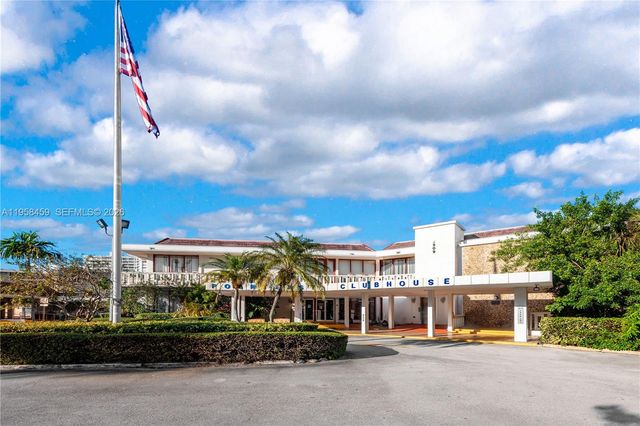 2851 Leonard Drive J405, Aventura, FL 33160