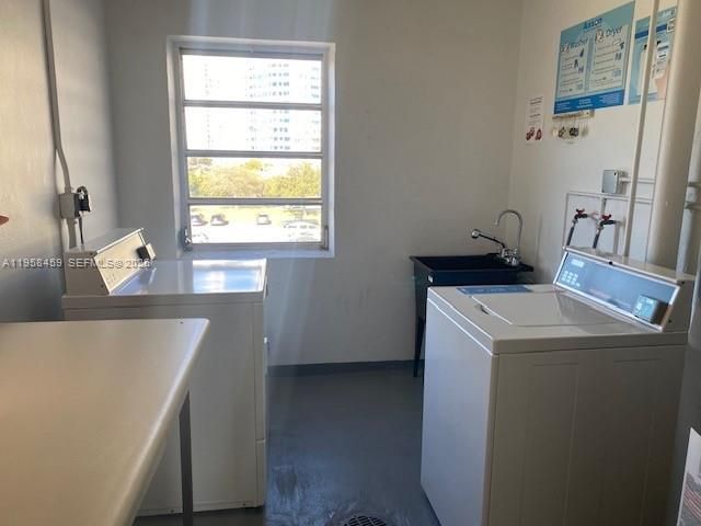 2851 Leonard Drive J405, Aventura, FL 33160