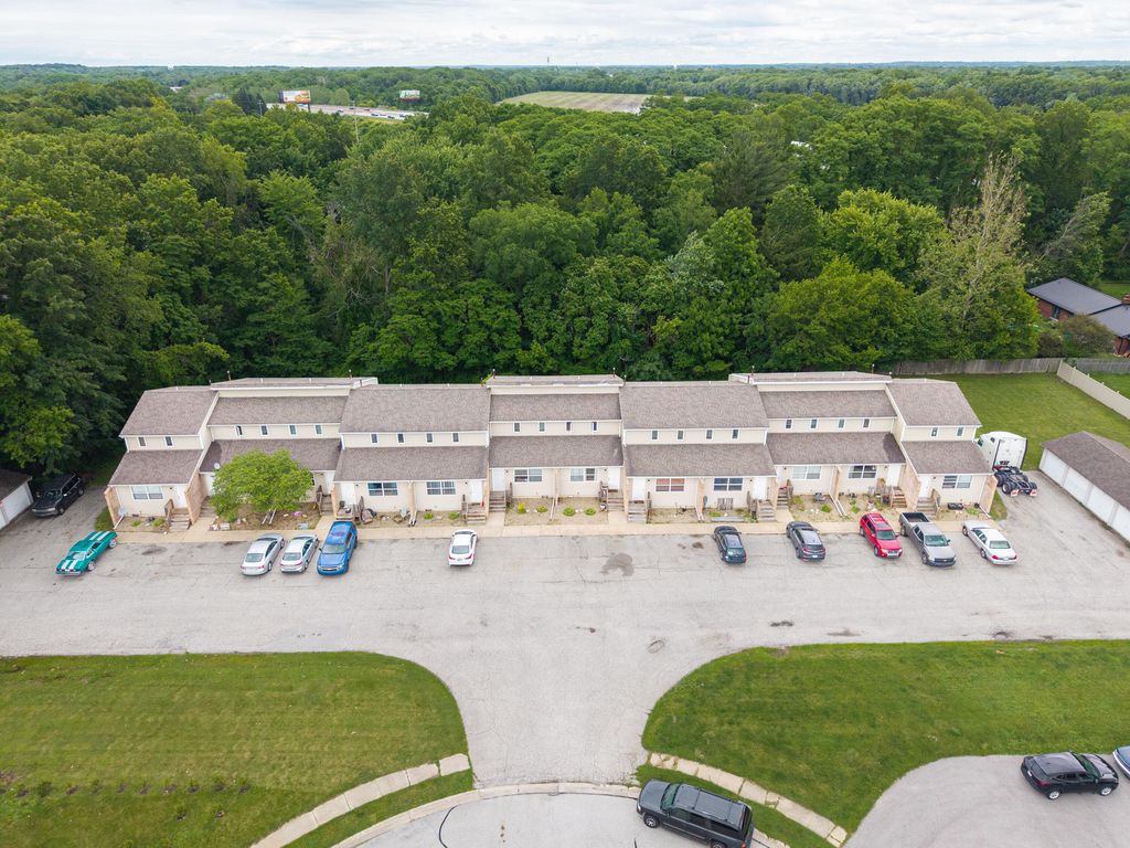 1230-1256 Lake Charles Avenue, Porter, IN 46304