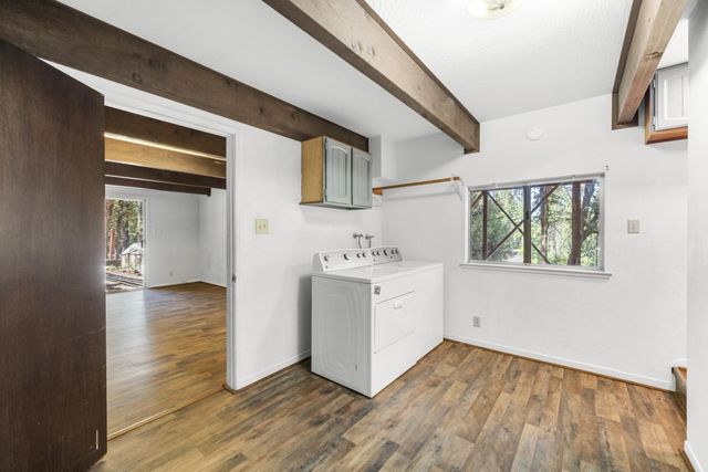 14036 Hilltop Rd, Pine Grove, CA 95665