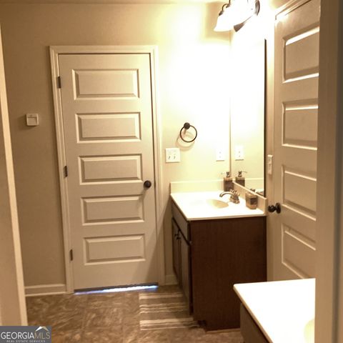 4206 W FLAT ROCK Drive, Lithonia, GA 30038