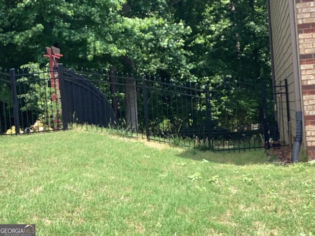 4206 W FLAT ROCK Drive, Lithonia, GA 30038