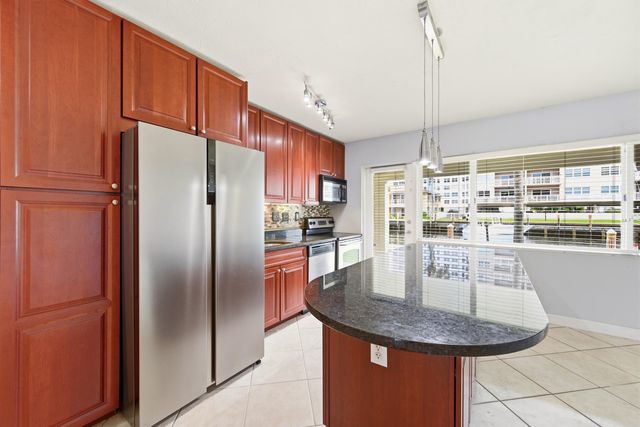 2881 NE 32nd Street 118, Fort Lauderdale, FL 33306