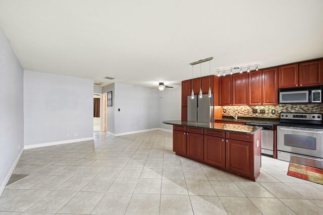 2881 NE 32nd Street 118, Fort Lauderdale, FL 33306