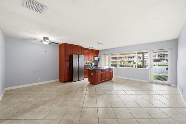 2881 NE 32nd Street 118, Fort Lauderdale, FL 33306