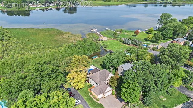 4973 Parview Drive, Independence Charter Township, MI 48346