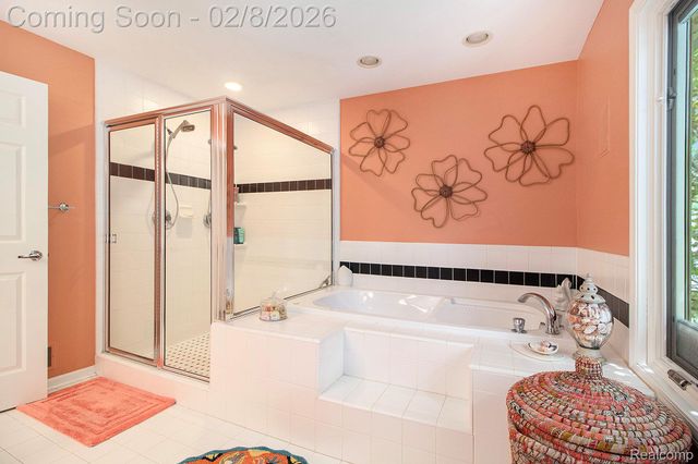 4973 Parview Drive, Independence Charter Township, MI 48346